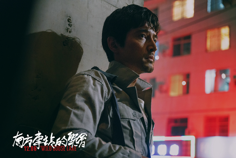 胡歌开嗓首唱电影片尾曲  《美丽的梭罗河》吟唱生猛浪漫近日,由