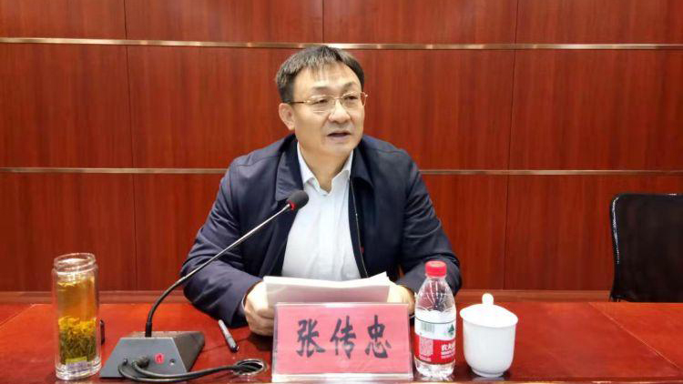 67张传忠到华宇工学院宣讲党的十九届四中全会精神