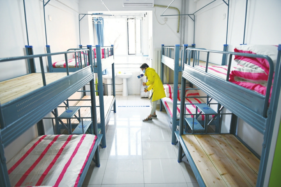 济南:老师提前就位 物资储备充足 教学安排细致 开学,高中阶段学校