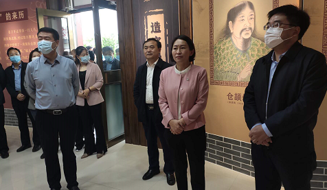 刘艳芳,市政府副市长徐剑发带领考察团一行60余人,来潍坊市寿光考察