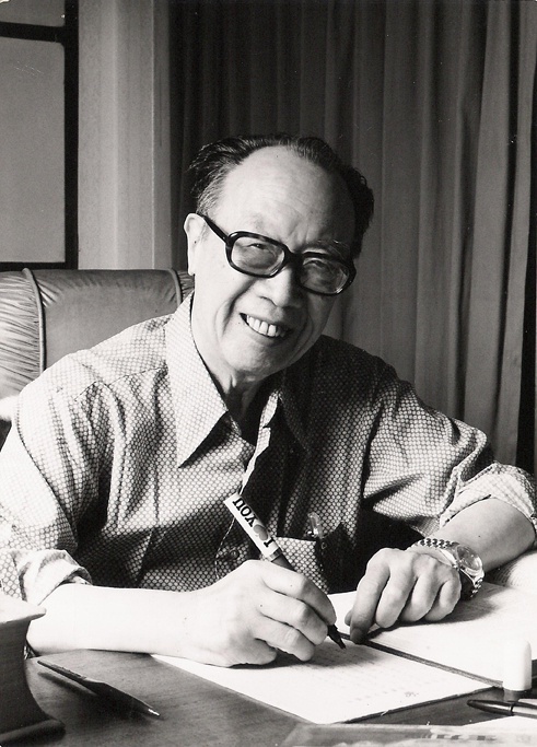 梁实秋.jpg
