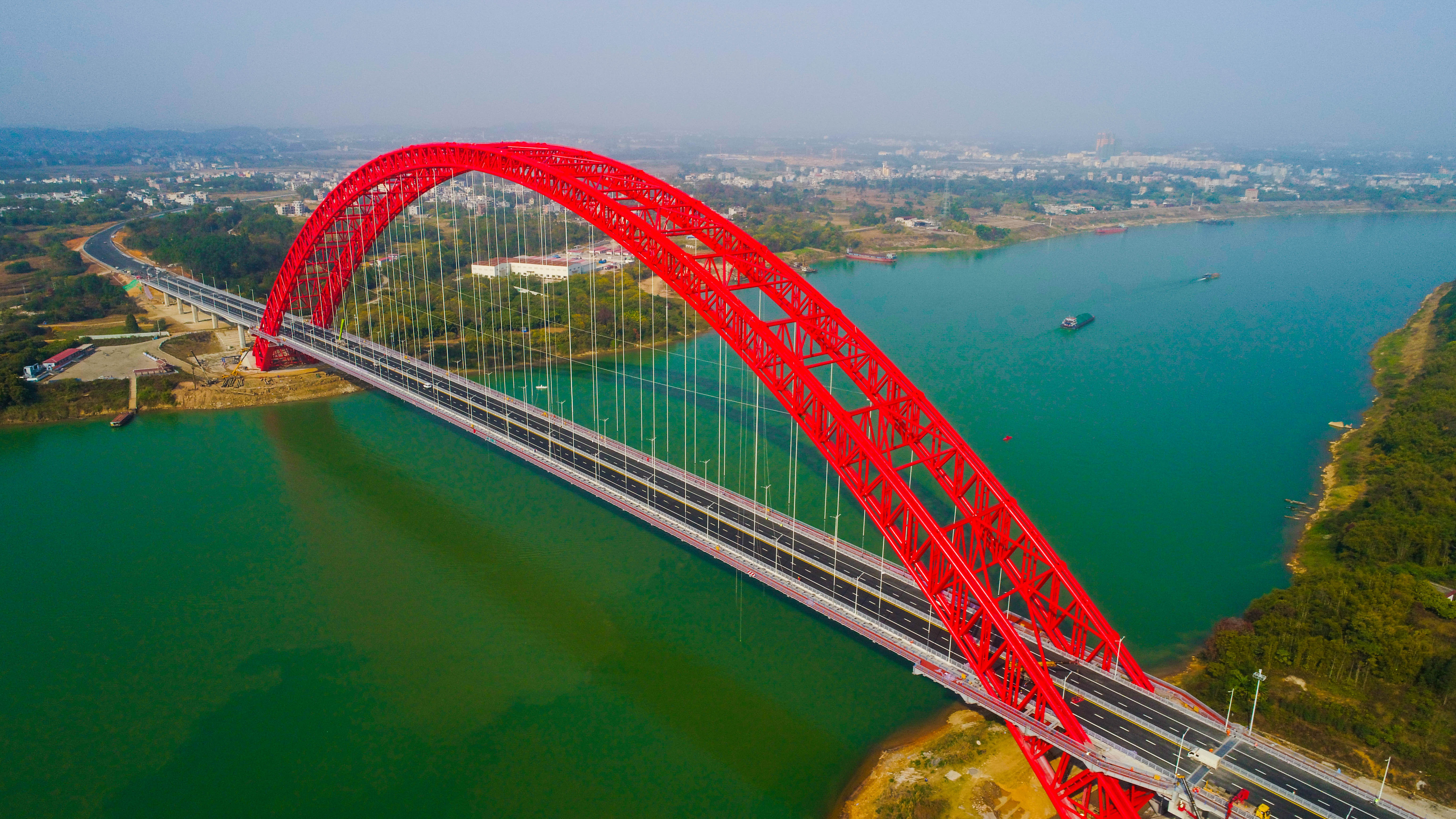 世界最大跨径拱桥广西平南三桥建成通车