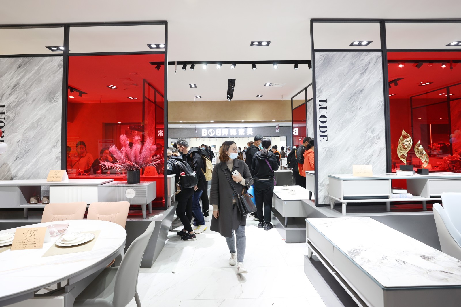 胜芳)全球特色定制家具国际博览会在河北省霸州市开幕,本次展会展出