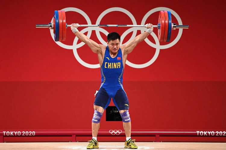 第21金吕小军夺得男子举重81公斤级决赛冠军