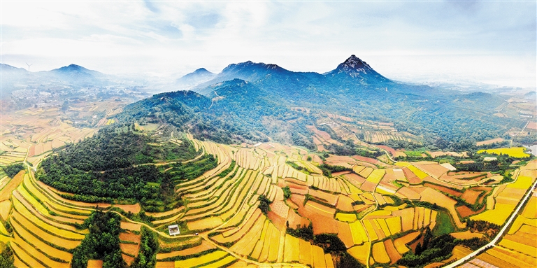 临沭苍马山层峦叠嶂好风光