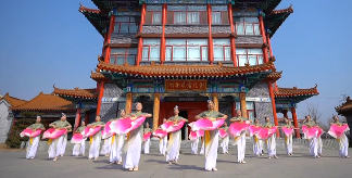 乐享银龄——菏泽市单县蓝天艺术团