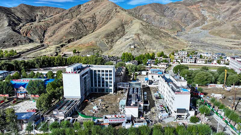 山东医生魏鑫：三次援藏路 一生高原情