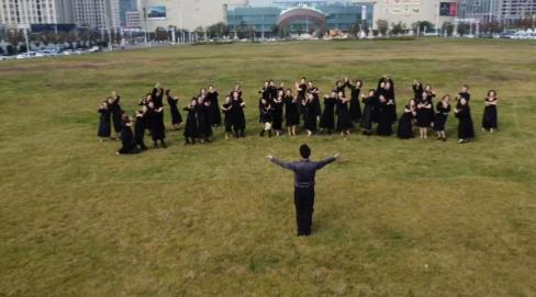 乐享银龄——枣庄媛梦合唱团